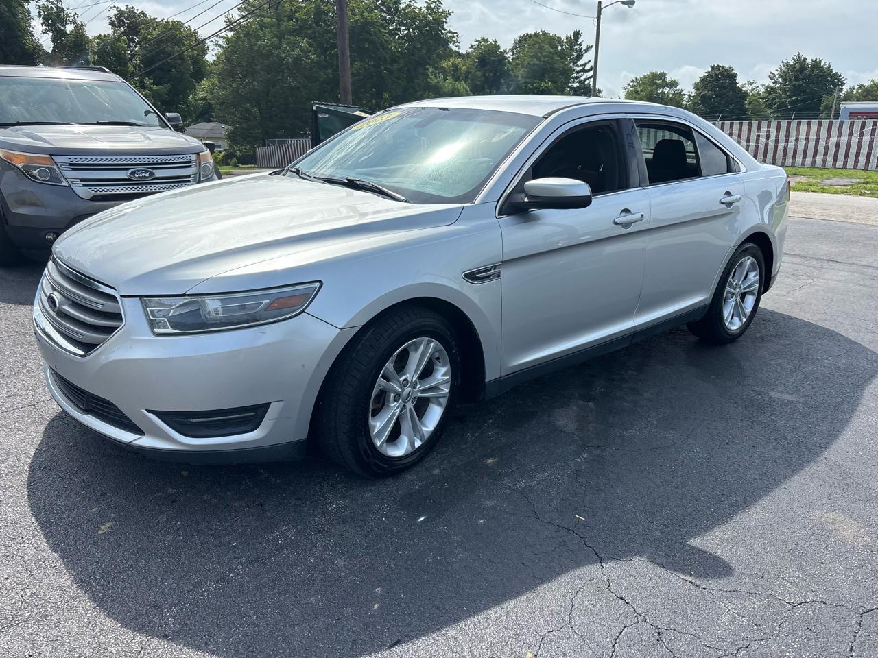 2013 Ford Taurus 4dr Sdn SEL FWD