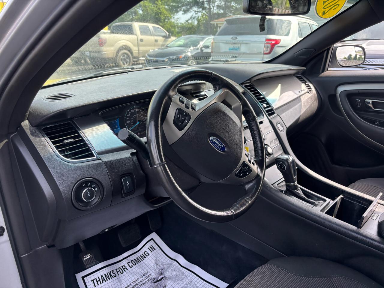 Ford Taurus 4dr Sdn SEL FWD 2013