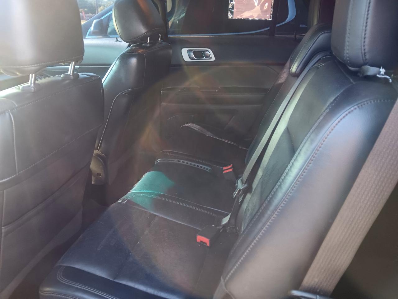 Ford Explorer 4WD 4dr XLT 2011