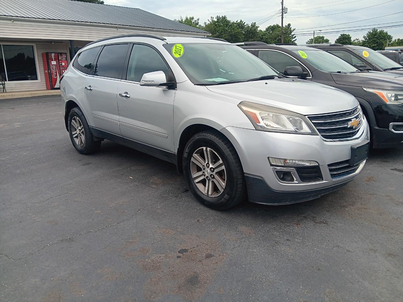 Chevrolet Traverse AWD 4dr LT w/1LT 2017