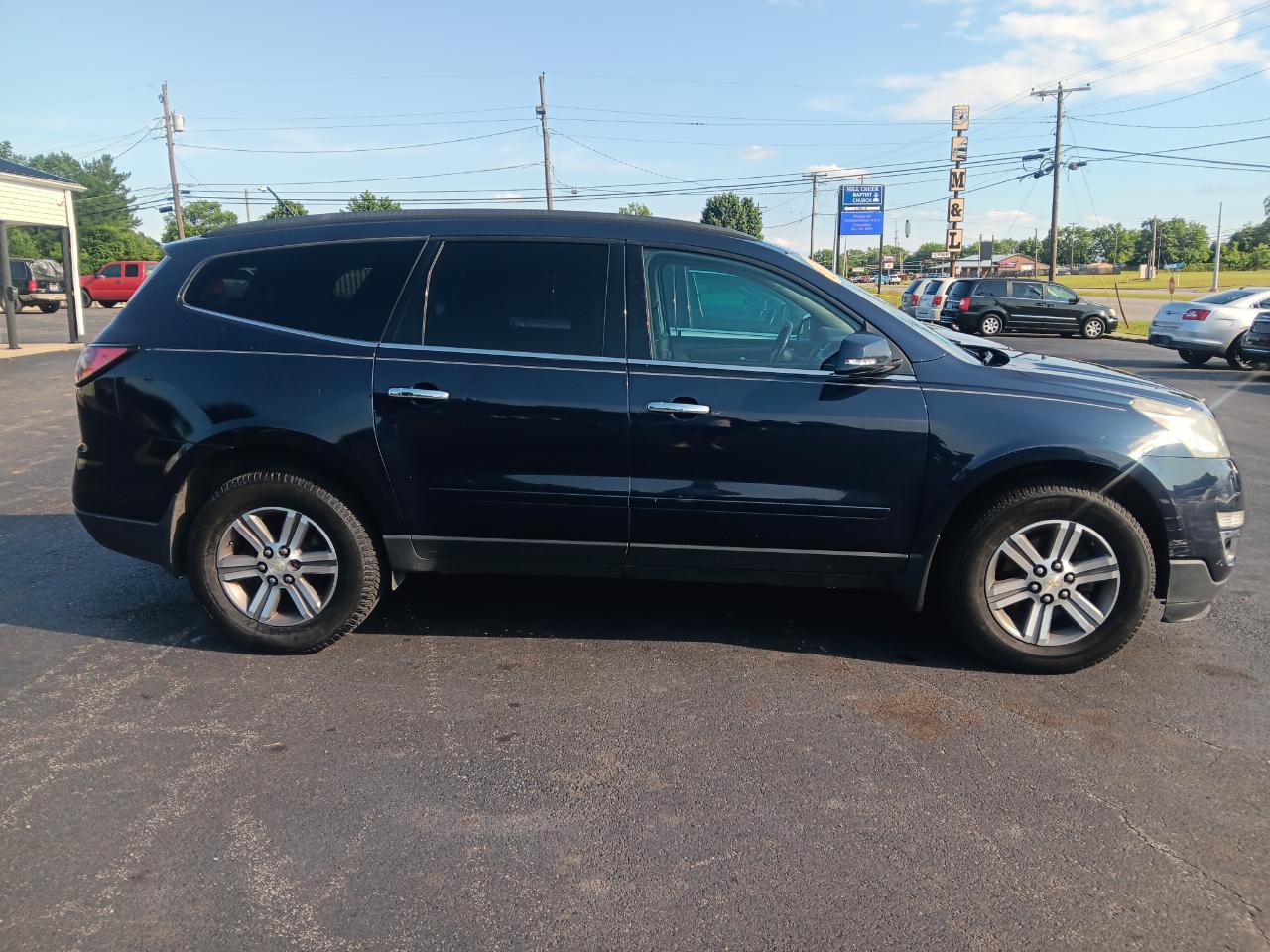 Chevrolet Traverse AWD 4dr LT w/2LT 2015