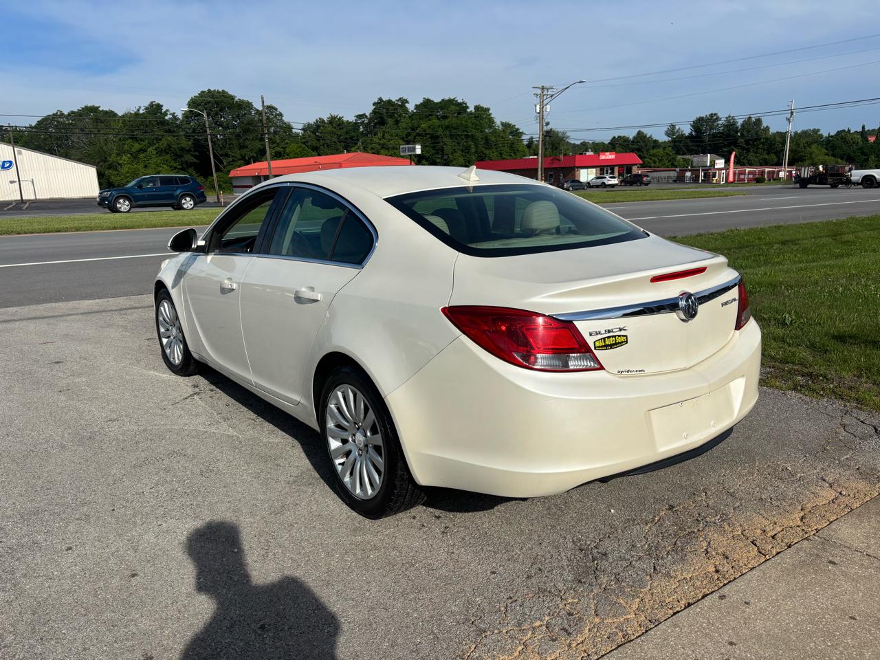 Buick Regal 4dr Sdn Base 2012