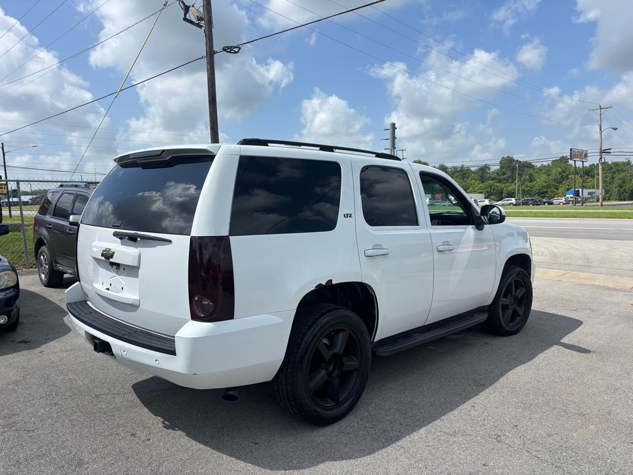 Chevrolet Tahoe 4WD 4dr 1500 LTZ 2007