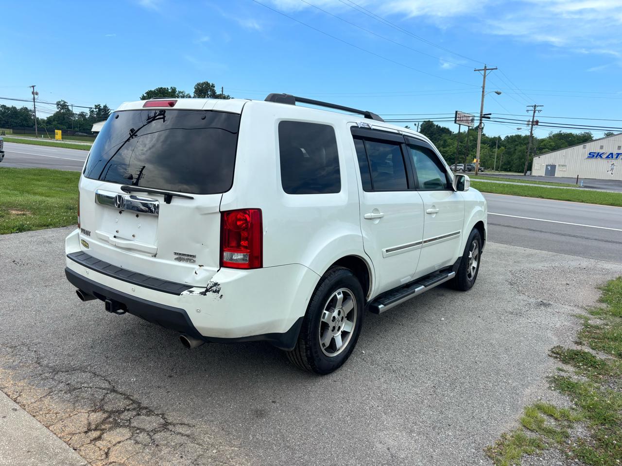 Honda Pilot 4WD 4dr Touring w/RES & Navi 2011
