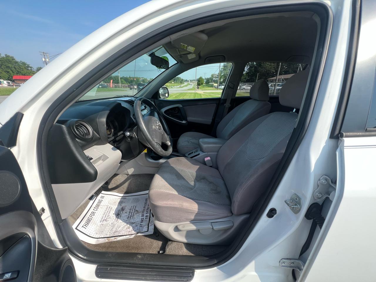 Toyota RAV4 4dr Base 4-cyl (Natl) 2006