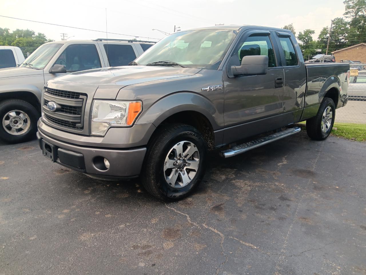 Ford F-150 2WD SuperCab 145" XL 2013