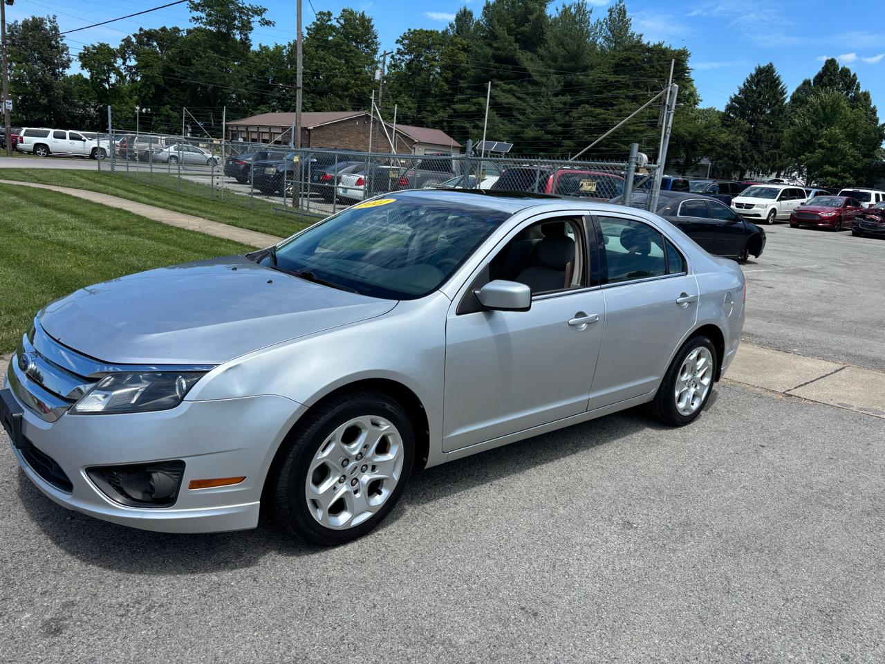 2011 Ford Fusion 4dr Sdn SE FWD