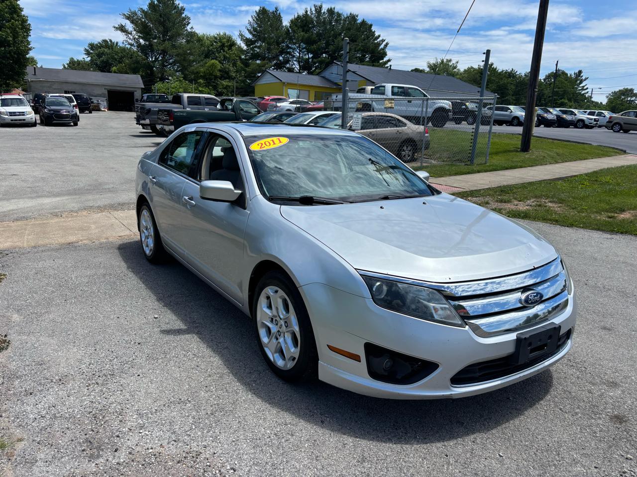 Ford Fusion 4dr Sdn SE FWD 2011
