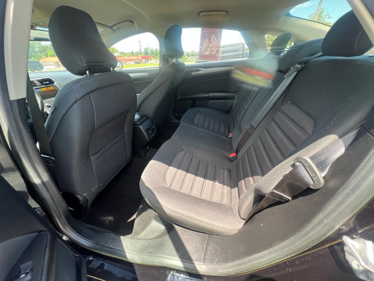 Ford Fusion SE FWD 2019