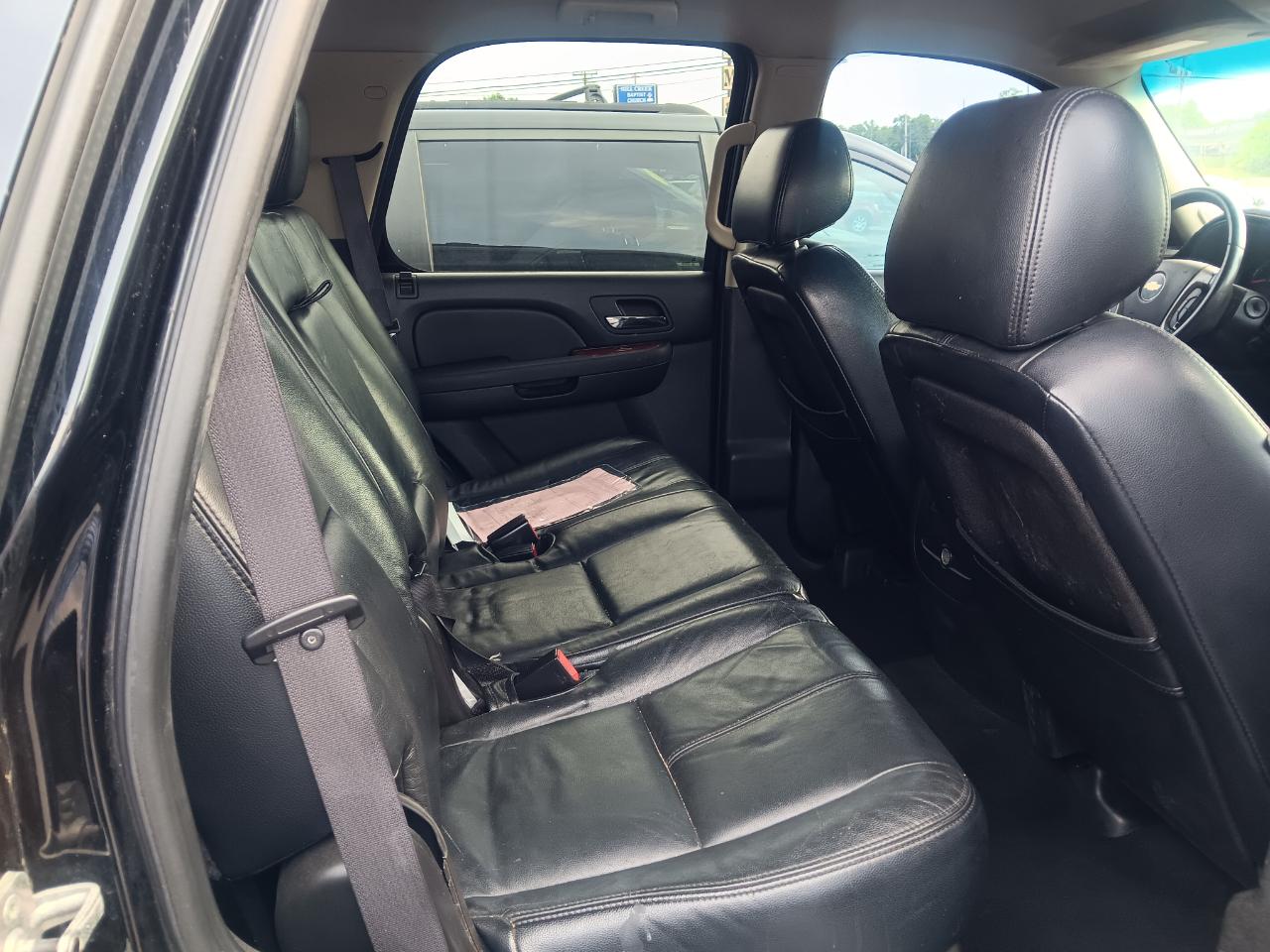 Chevrolet Tahoe 2WD 4dr 1500 LS 2011