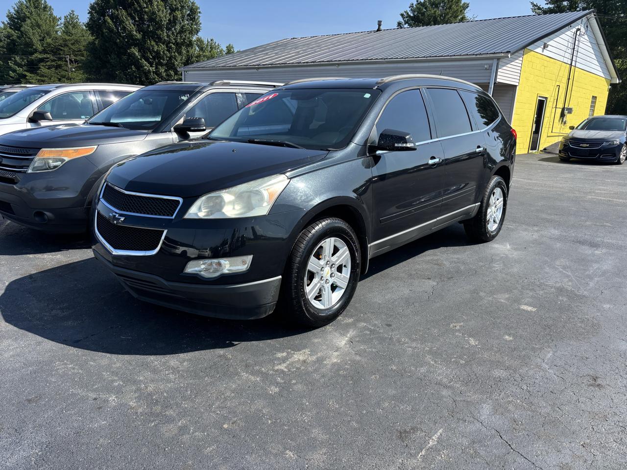 Chevrolet Traverse AWD 4dr LT w/2LT 2011