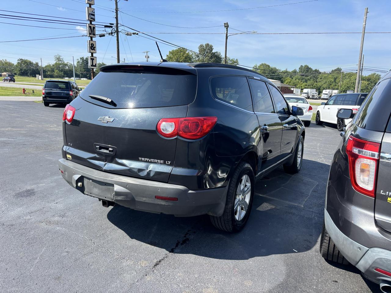 Chevrolet Traverse AWD 4dr LT w/2LT 2011