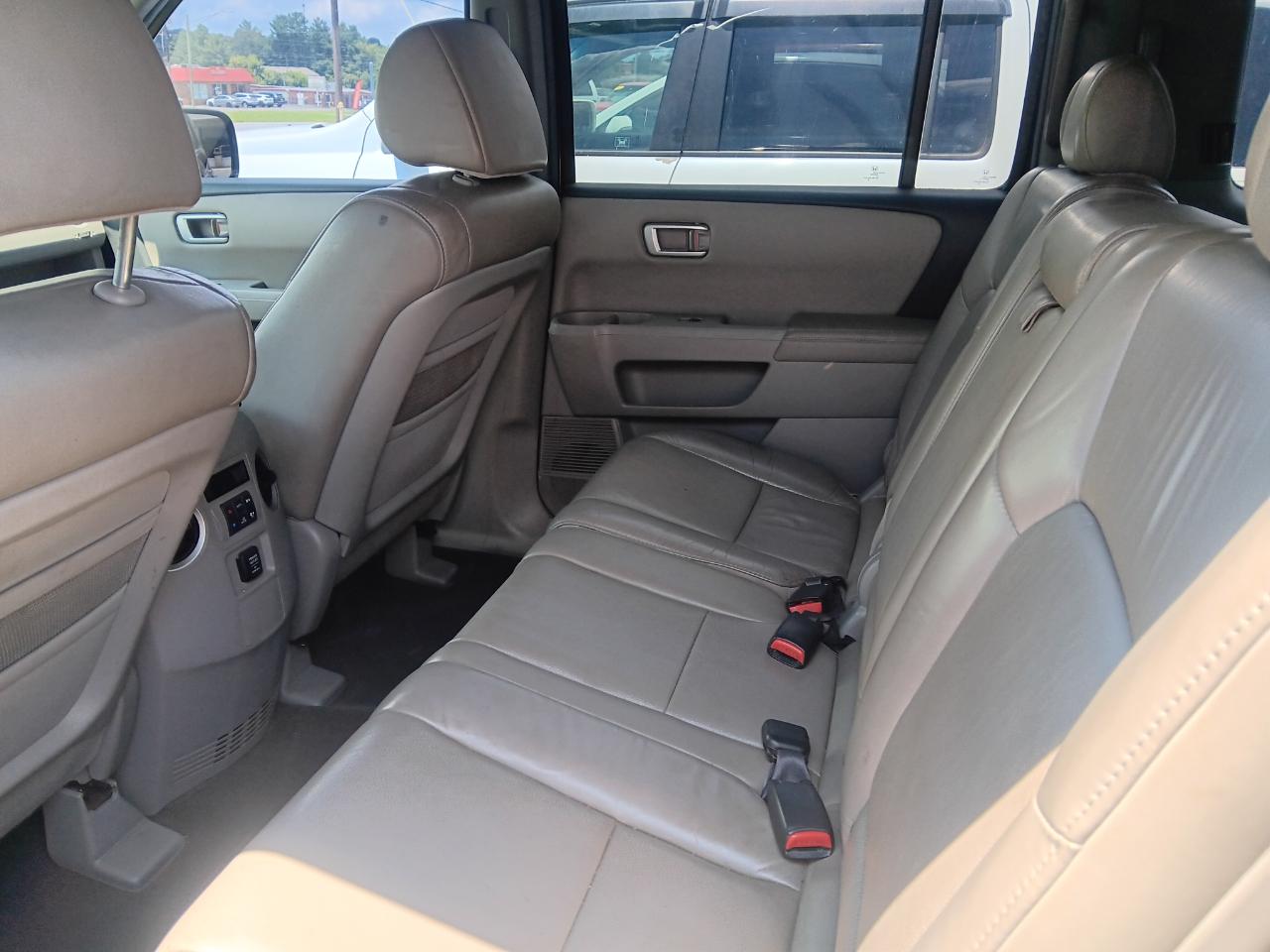 Honda Pilot 4WD 4dr EX-L 2011