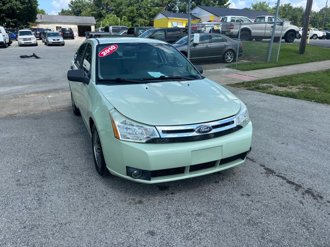 Ford Focus 4dr Sdn SE 2010