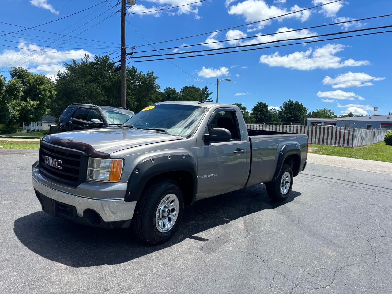 2007 GMC Sierra 1500 2WD Reg Cab 133.0" Work Truck