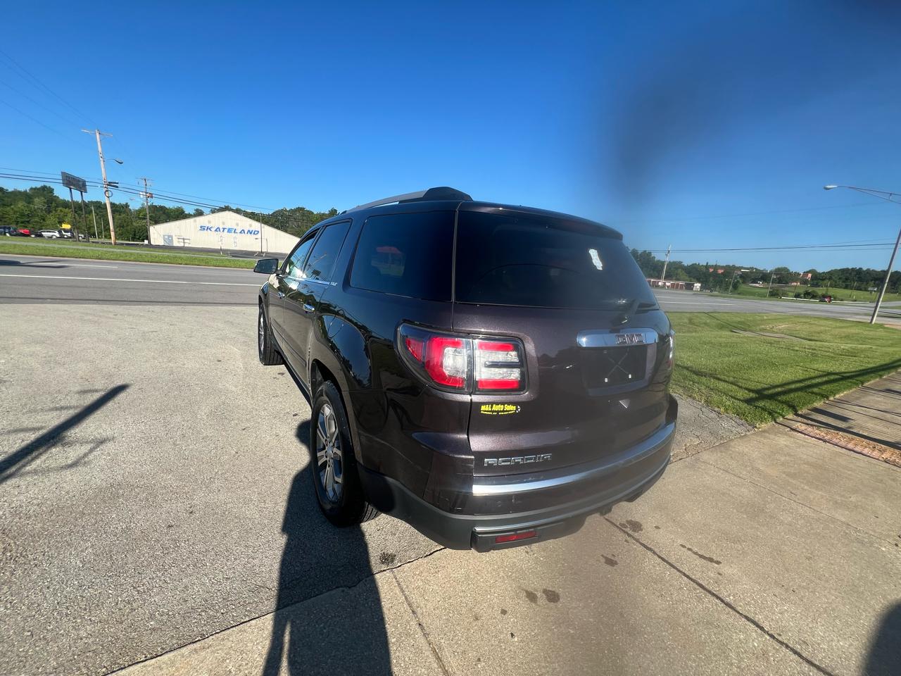 GMC Acadia FWD 4dr SLT w/SLT-1 2015