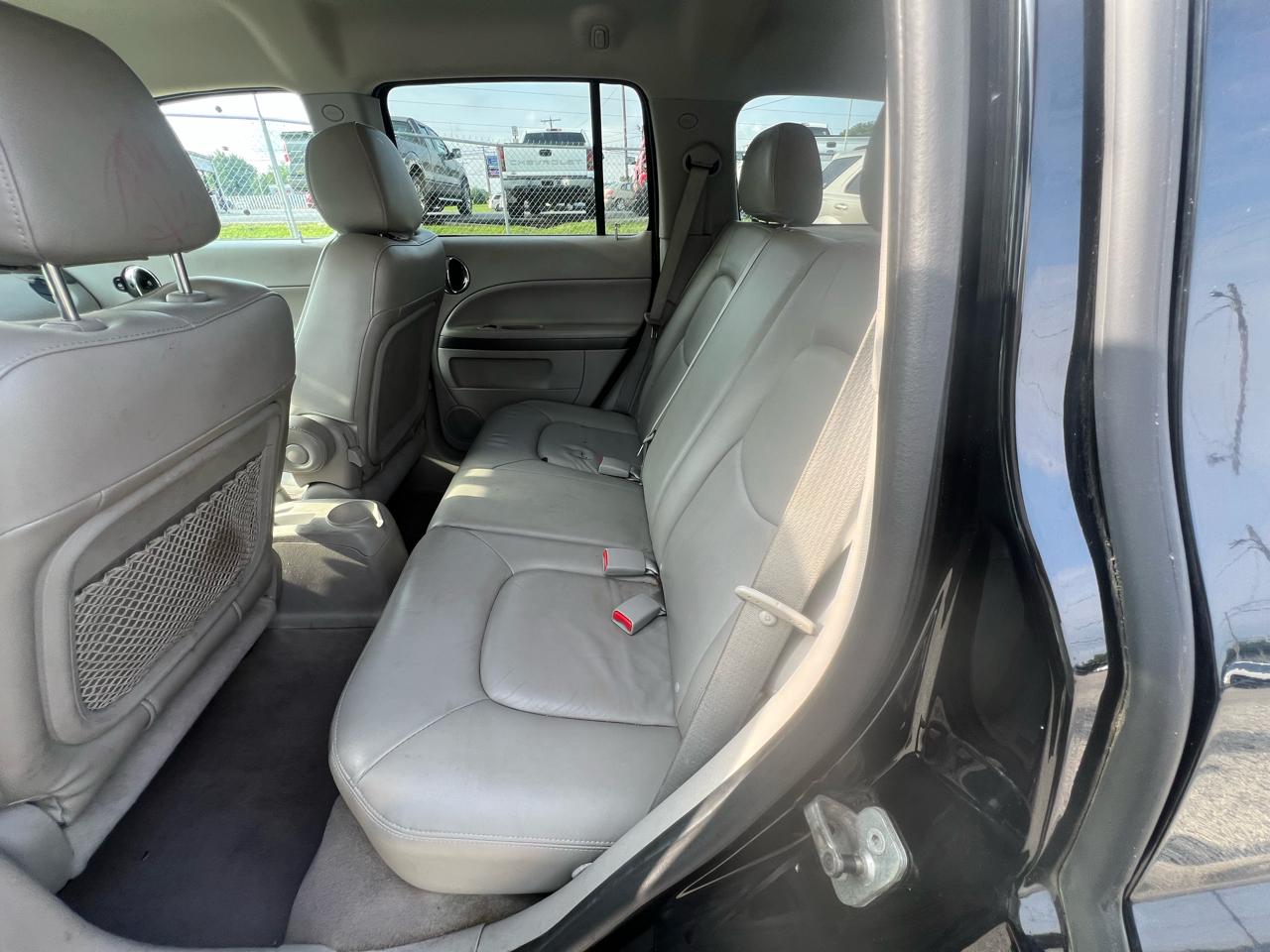 Chevrolet HHR FWD 4dr LT w/1LT 2010