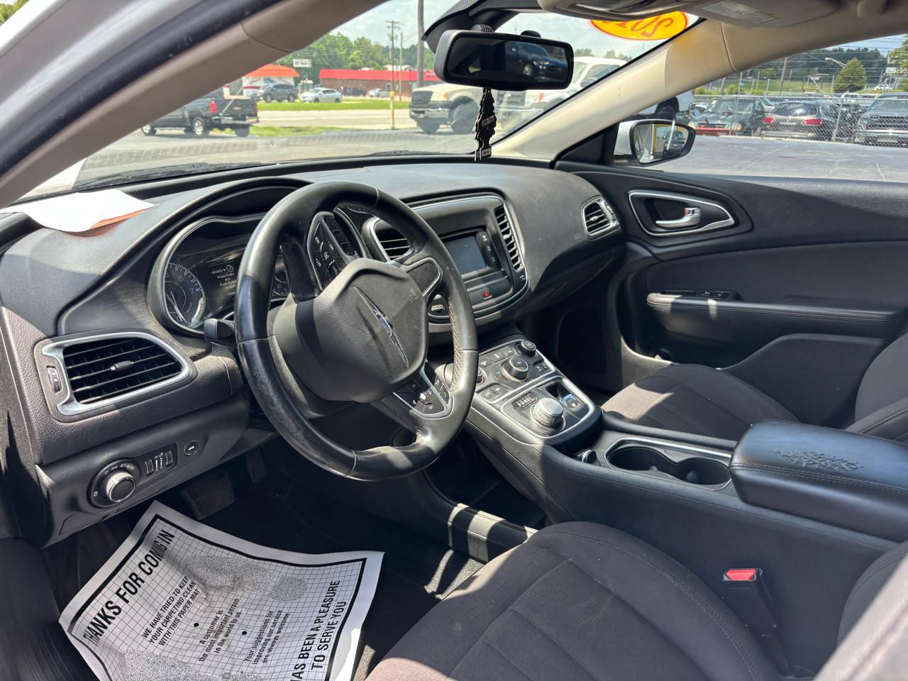 Chrysler 200 4dr Sdn Limited FWD 2015