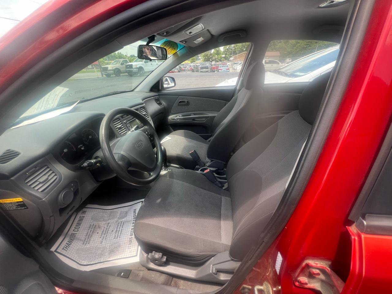 Kia Rio 4dr Sdn Auto LX 2009
