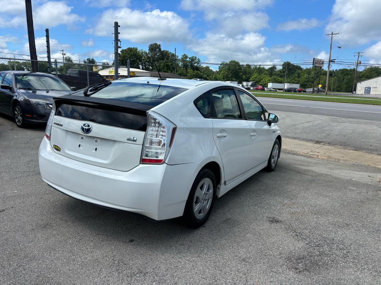 Toyota Prius 5dr HB II (Natl) 2010