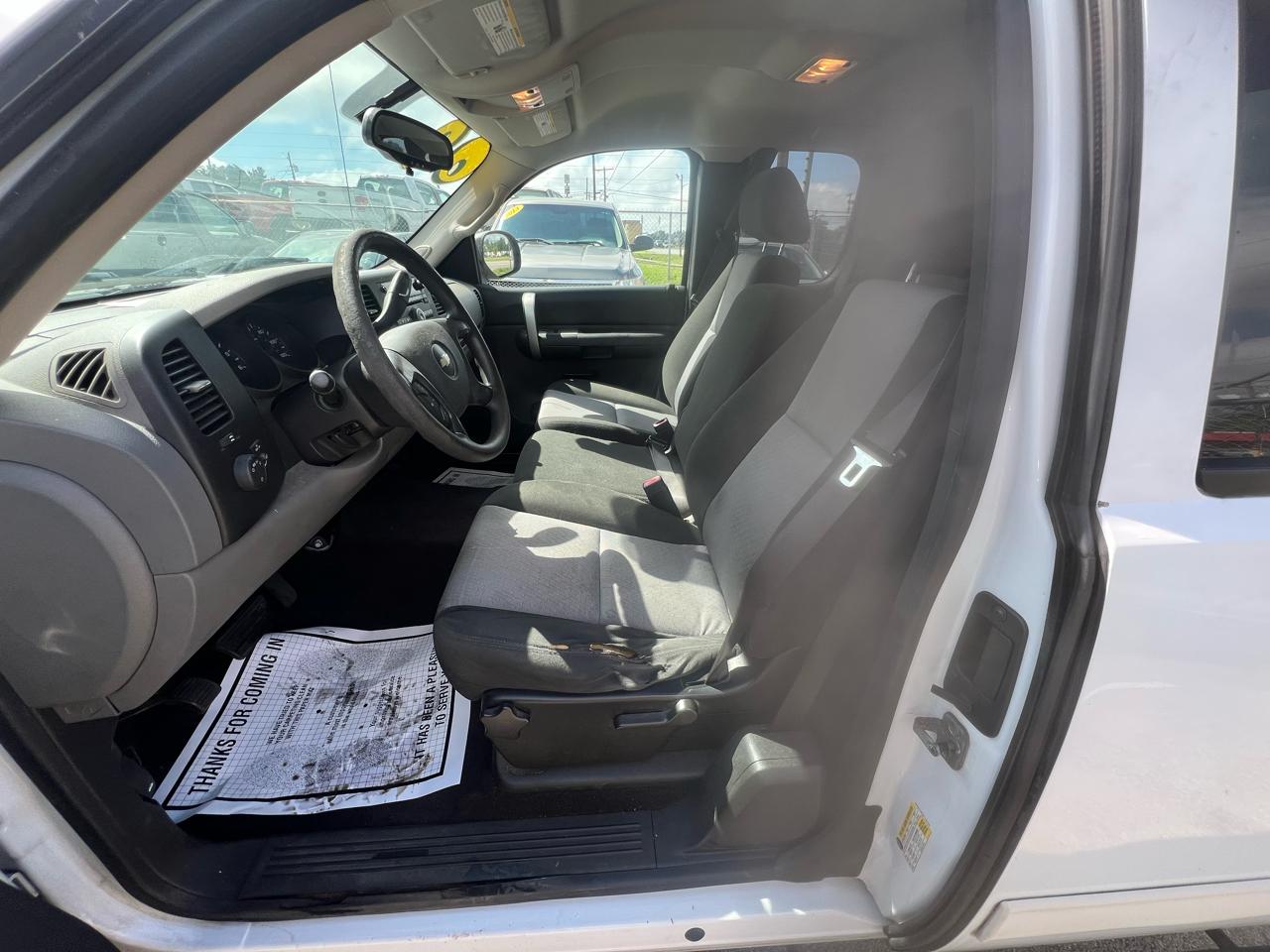 Chevrolet Silverado 1500 2WD Ext Cab 143.5" LS 2009