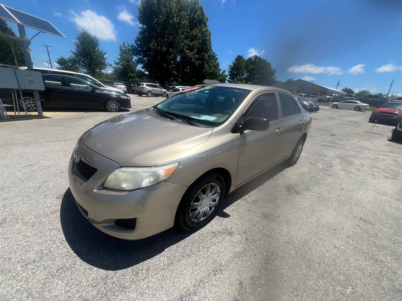 Toyota Corolla 4dr Sdn Man (Natl) 2010
