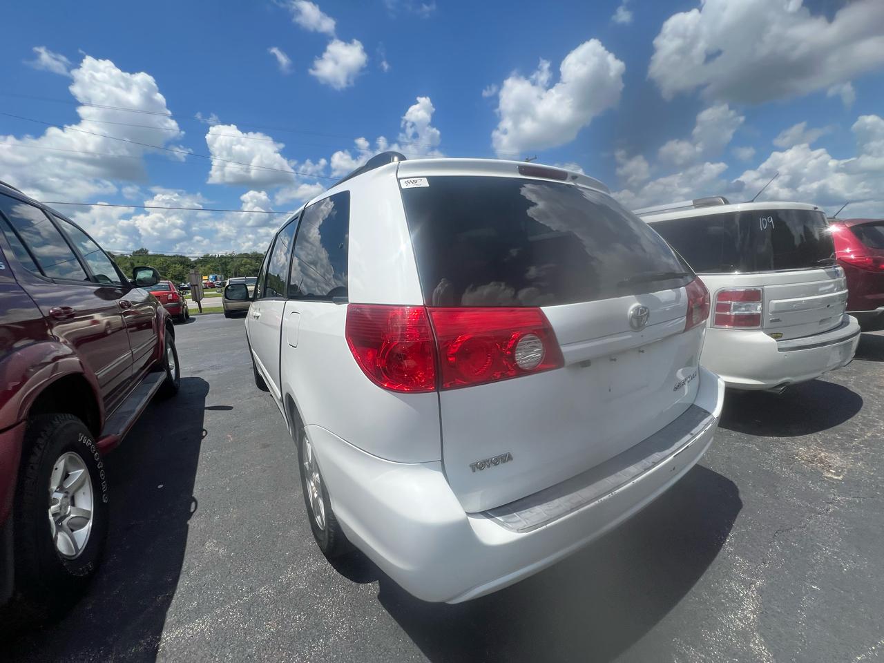Toyota Sienna 5dr Cargo Van CE FWD (Natl) 2008