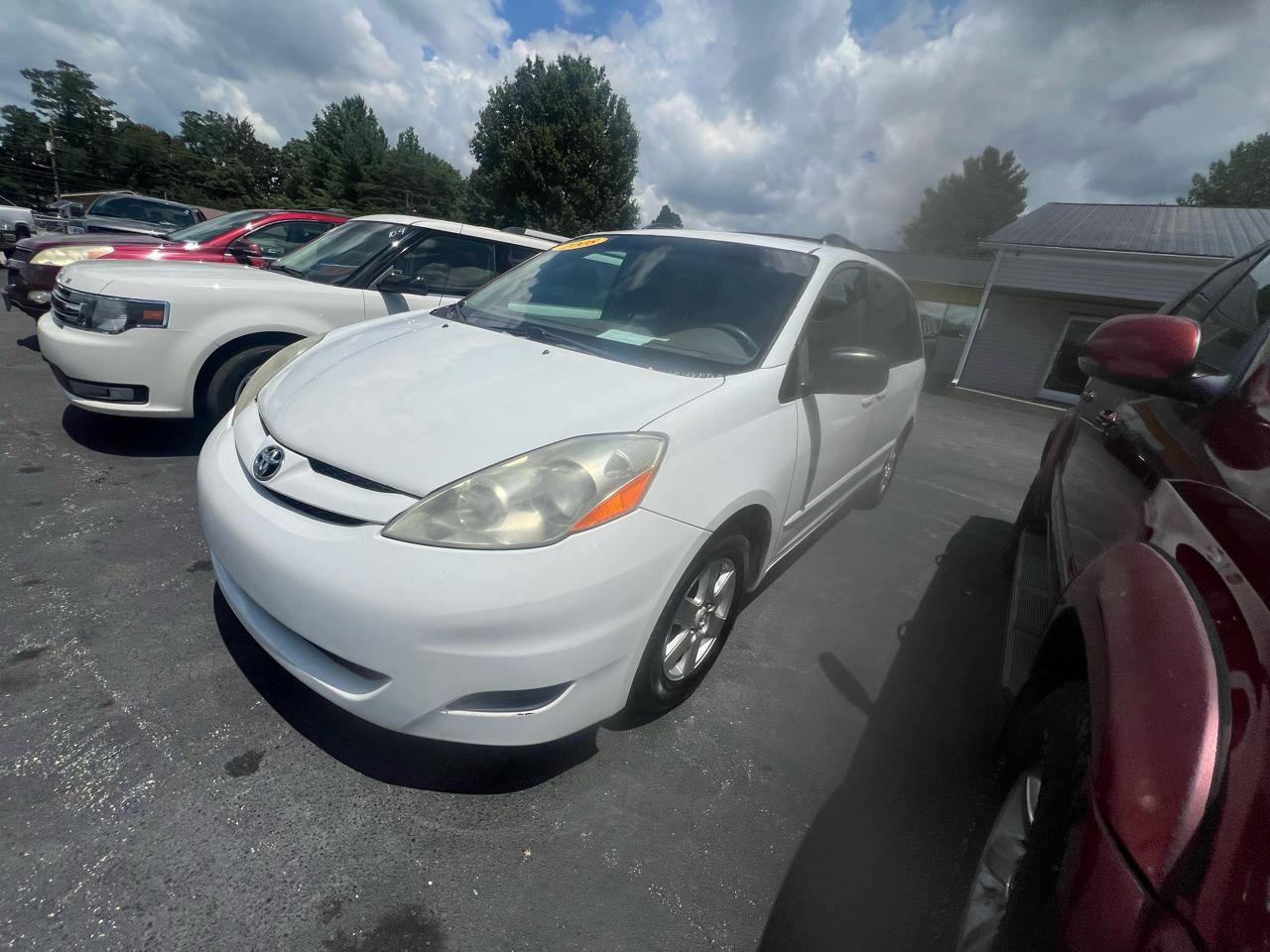 Toyota Sienna 5dr Cargo Van CE FWD (Natl) 2008