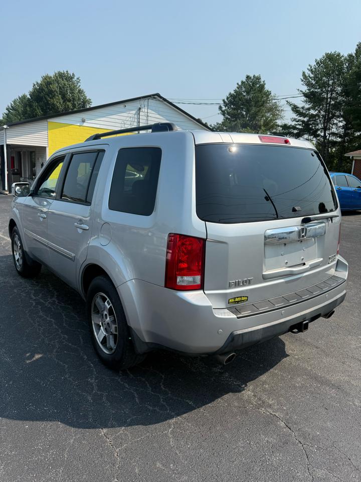 Honda Pilot 4WD 4dr Touring w/RES & Navi 2010