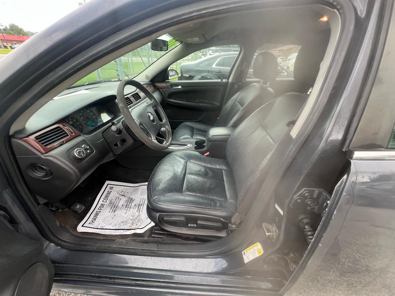 Chevrolet Impala 4dr Sdn LS 2009