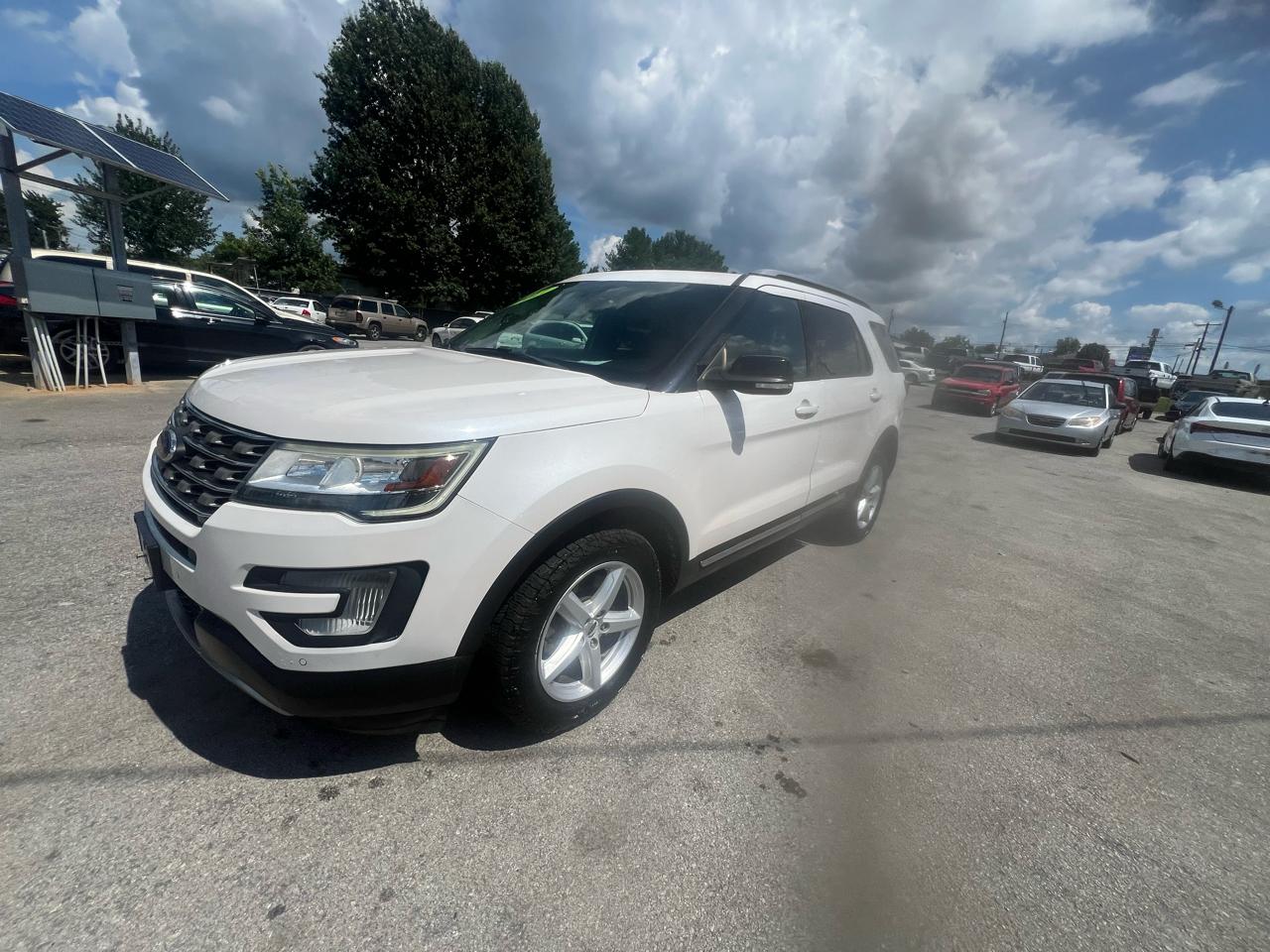 Ford Explorer XLT 4WD 2017
