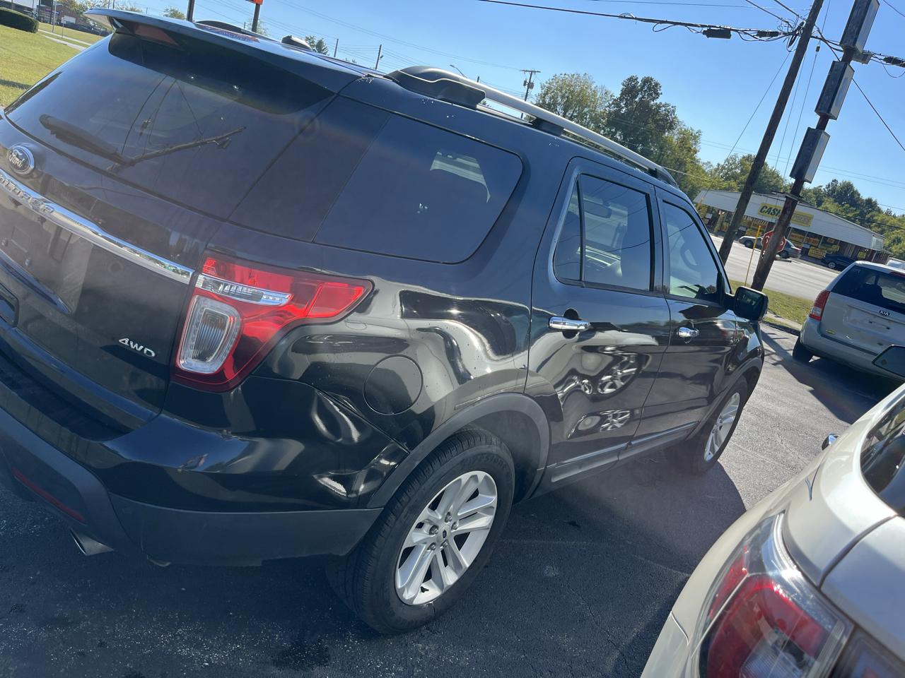 Ford Explorer 4WD 4dr XLT 2014