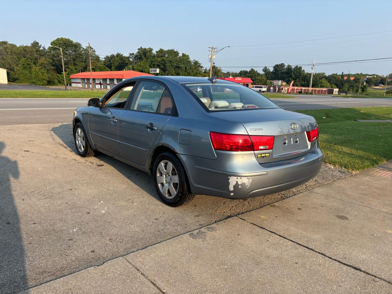 Hyundai Sonata 4dr Sdn I4 Auto GLS 2010