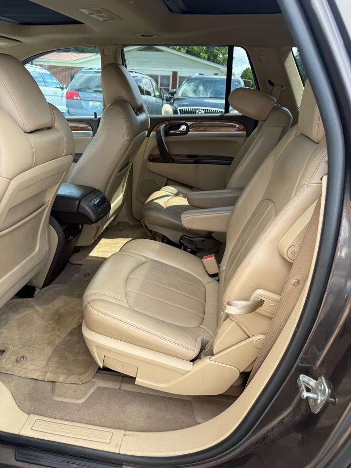 Buick Enclave FWD 4dr Leather 2012
