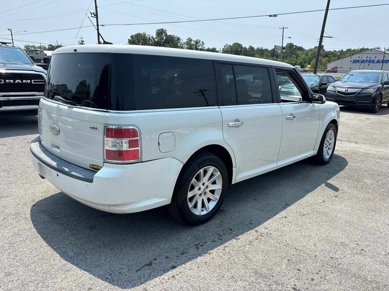 Ford Flex 4dr SEL FWD 2012