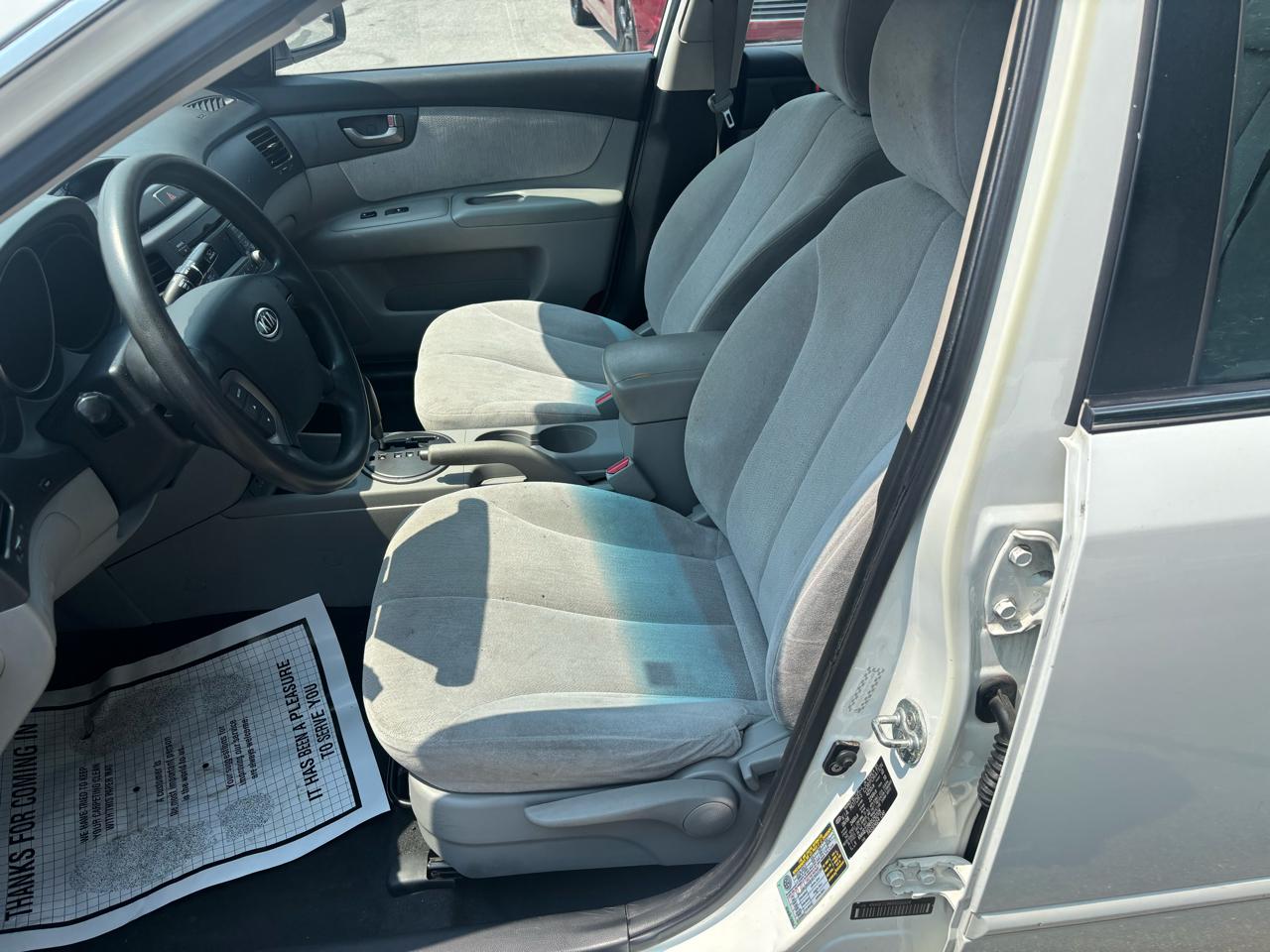 Kia Optima 4dr Sdn I4 Auto LX 2009