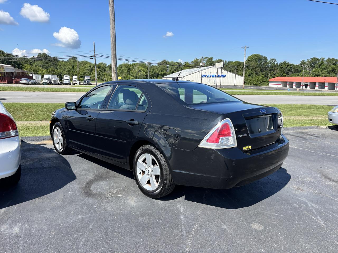 Ford Fusion 4dr Sdn I4 SE FWD 2009
