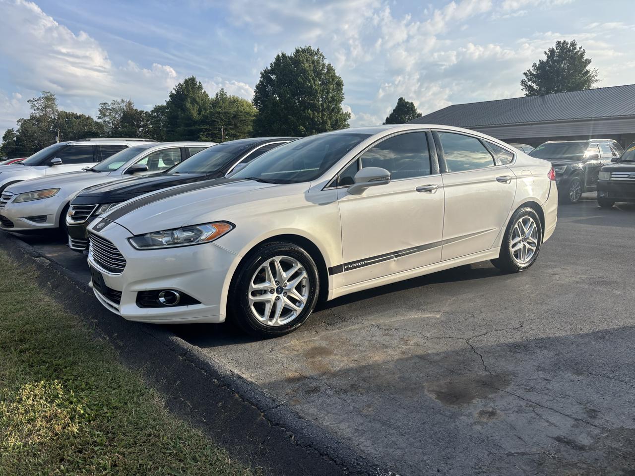 Ford Fusion 4dr Sdn Titanium FWD 2013