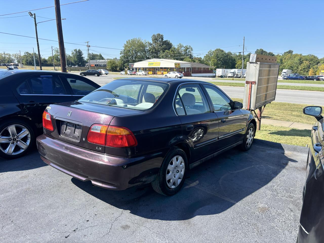 Honda Civic 4dr Sdn LX Auto 2000