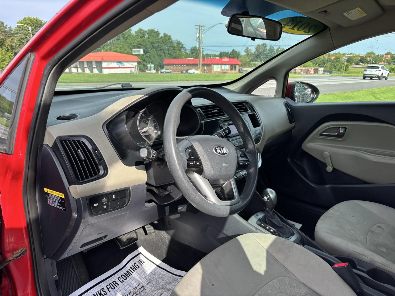 Kia Rio 4dr Sdn Auto LX 2014