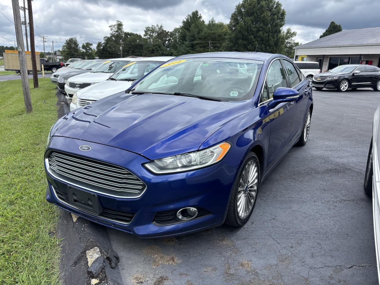 Ford Fusion 4dr Sdn Titanium FWD 2016
