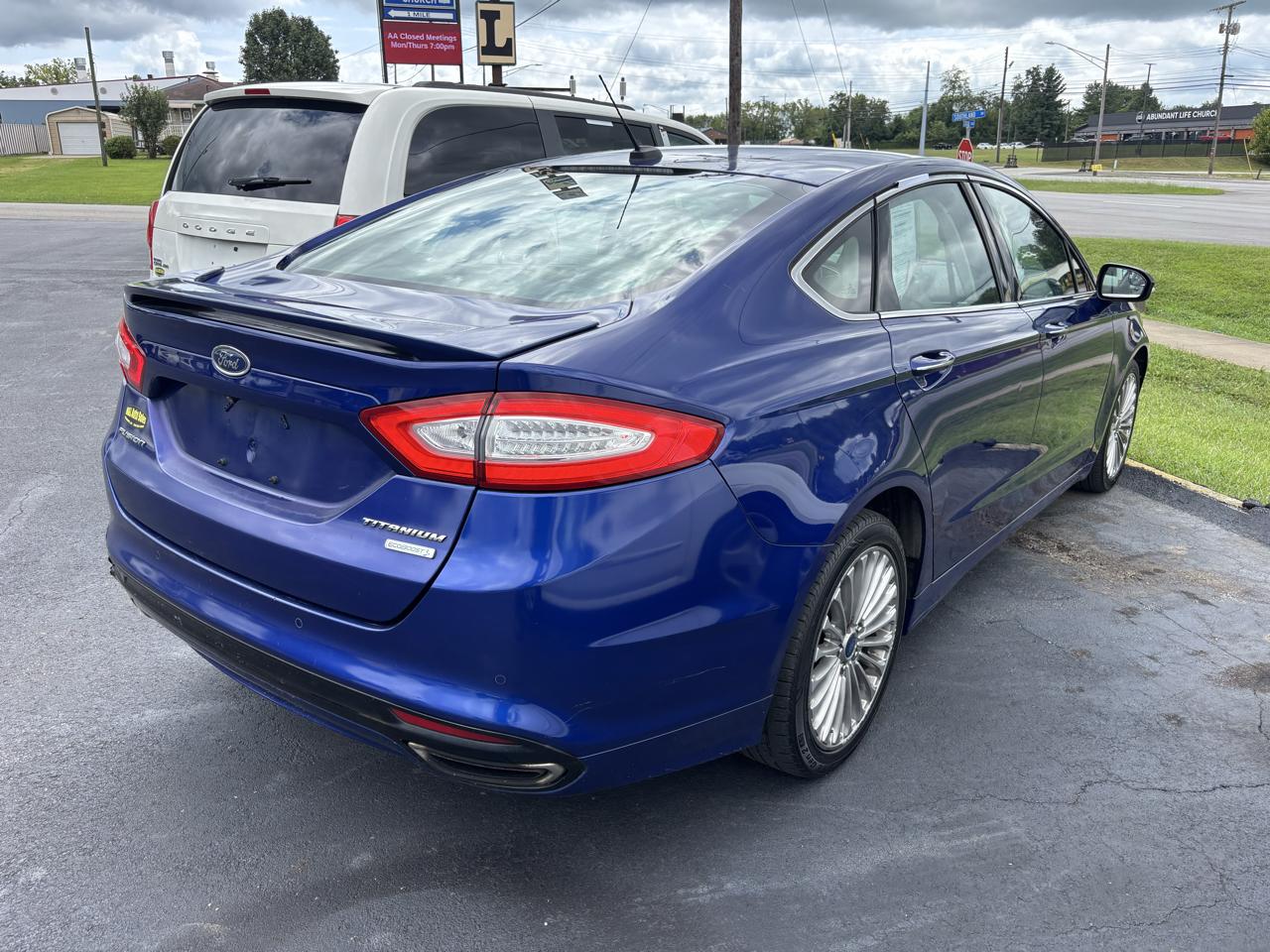 Ford Fusion 4dr Sdn Titanium FWD 2016