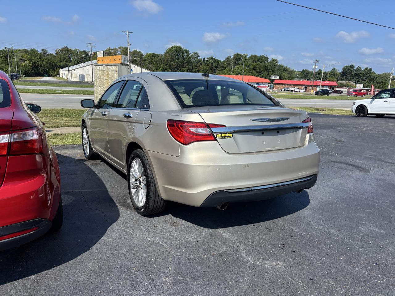 Chrysler 200 4dr Sdn Limited 2013