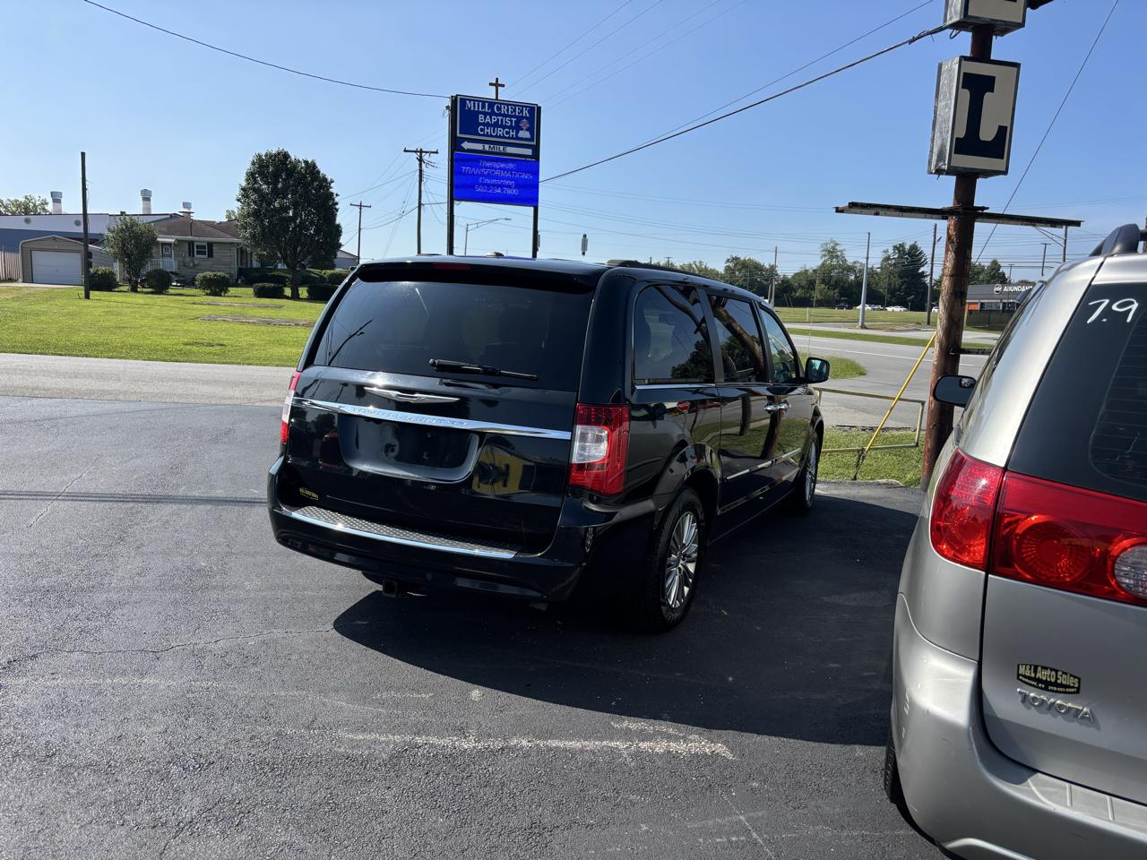Chrysler Town & Country 4dr Wgn Touring-L 2013