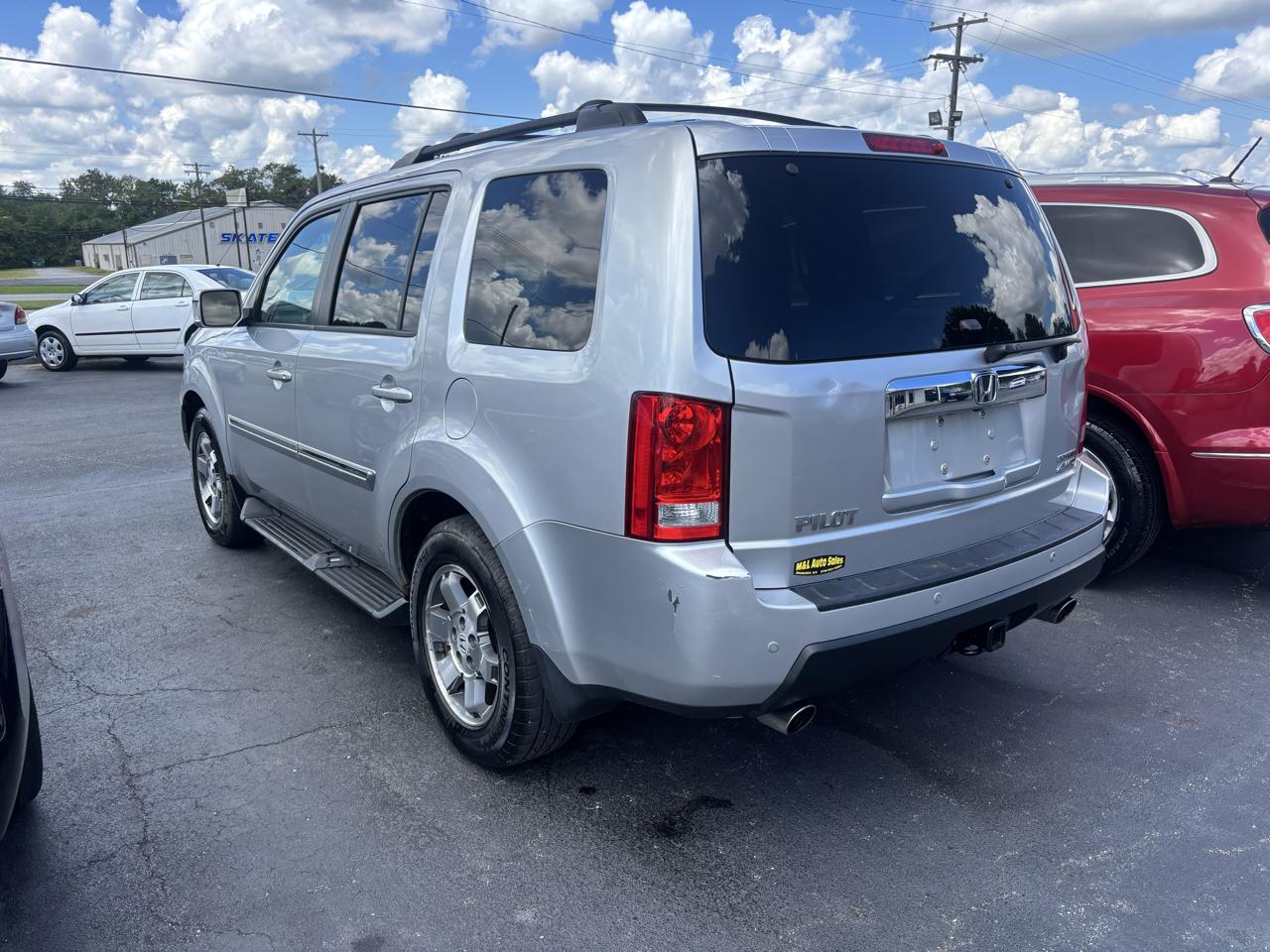 Honda Pilot 4WD 4dr Touring w/Navi 2010