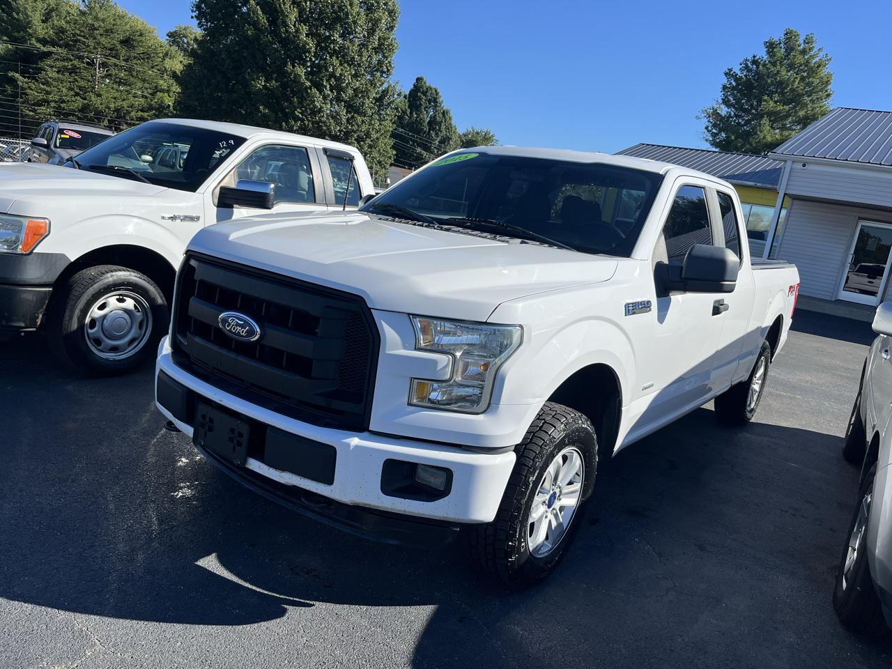 2016 Ford F-150 4WD SuperCab 145" XLT