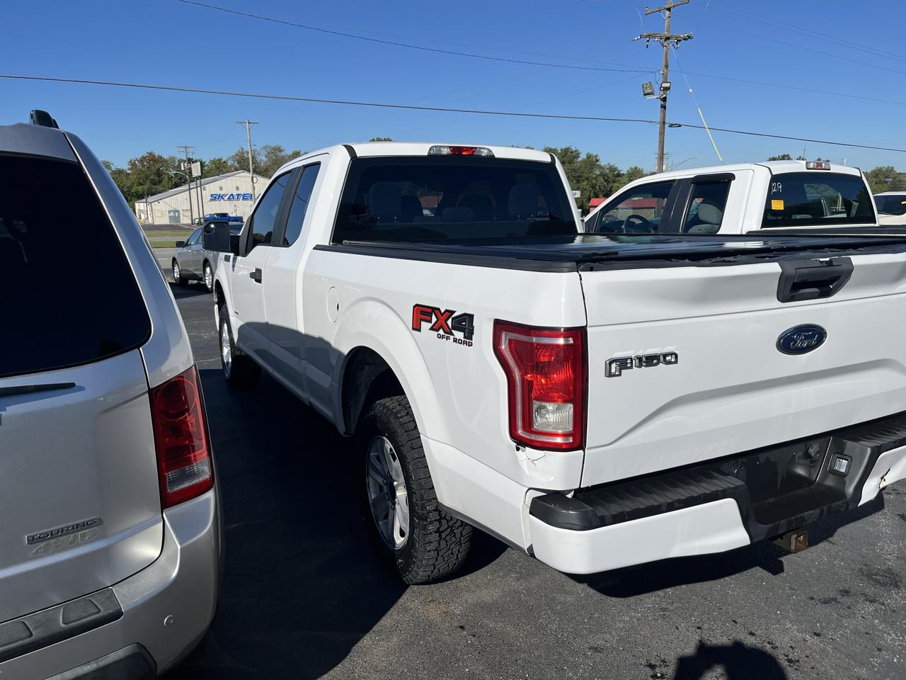 Ford F-150 4WD SuperCab 145" XLT 2016