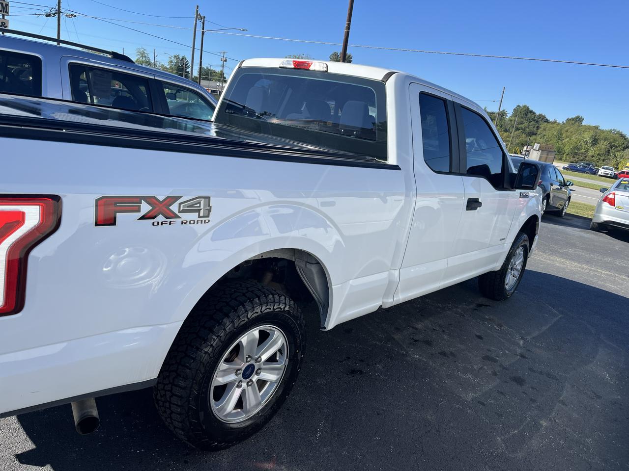 Ford F-150 4WD SuperCab 145" XLT 2016