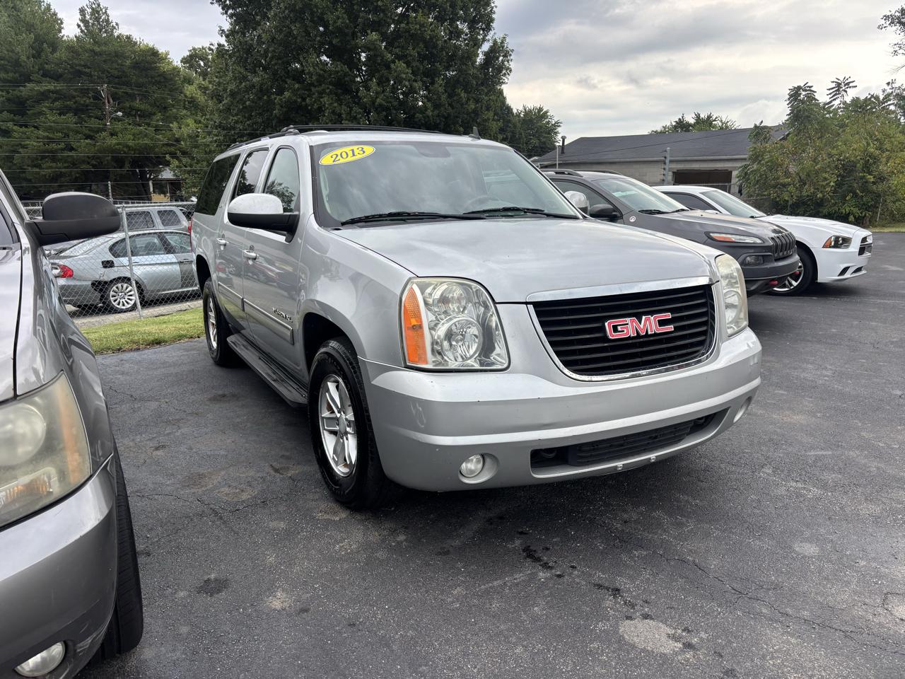 GMC Yukon XL 2WD 4dr 1500 SLT 2013