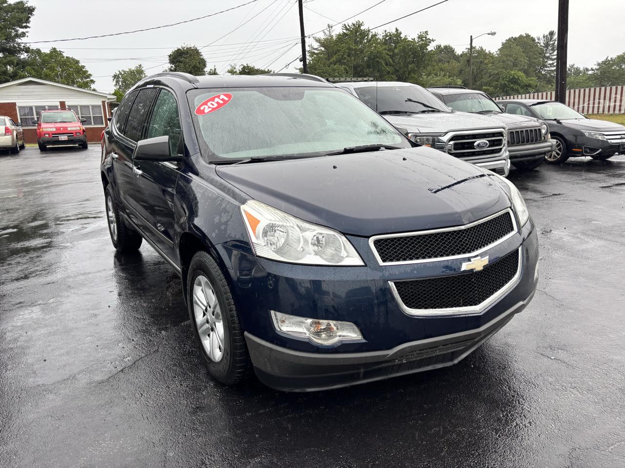 Chevrolet Traverse FWD 4dr LS 2011
